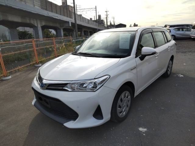 5121 TOYOTA COROLLA FIELDER NKE165G 2018 г. (LUM Nagoya Nyusatsu)